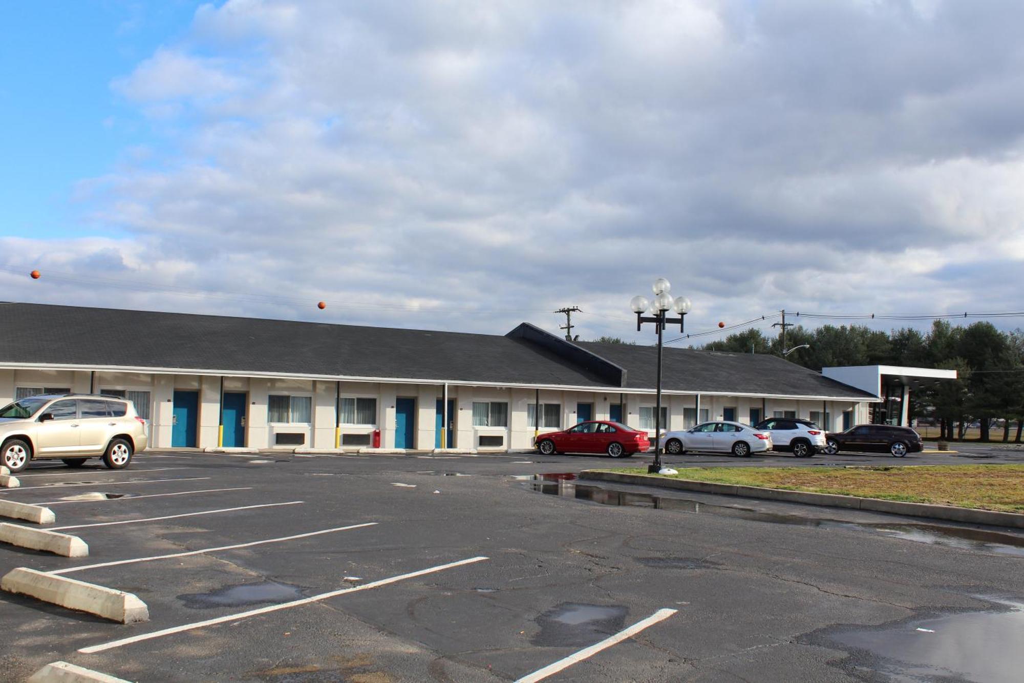 Days Inn By Wyndham Wrightstown Mcguire Afb Bordentown Exterior foto